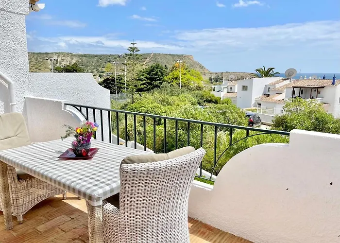 Tatil Evi Vista Luz *